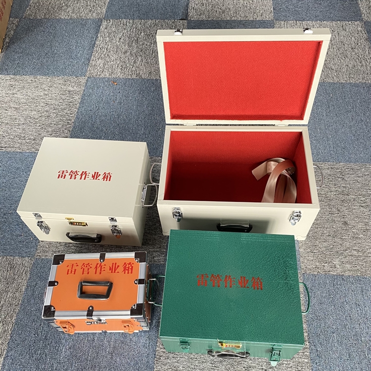 天峻爆破工程作业箱如何选择？玻璃钢与传统材质的全面对比